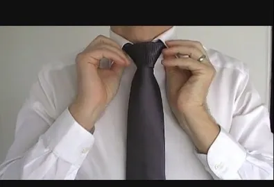 Jak wiązać krawat